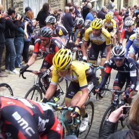 Howarth. Tour de Yorkshire May 2015 Stage 3. Amateur race, town, race
